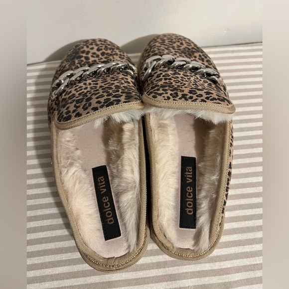 DOLCE VITA Haiden Womens Leopard Suede Slippers - Picture 6 of 14